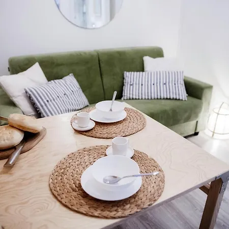 Myhomeincomo - Il Borgo Vico 56 Como